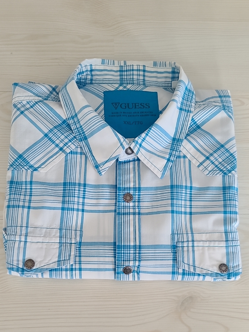 Men's Guess Short-Sleeve White and Blue Plaid Button-Down Shirt (Sz XL)